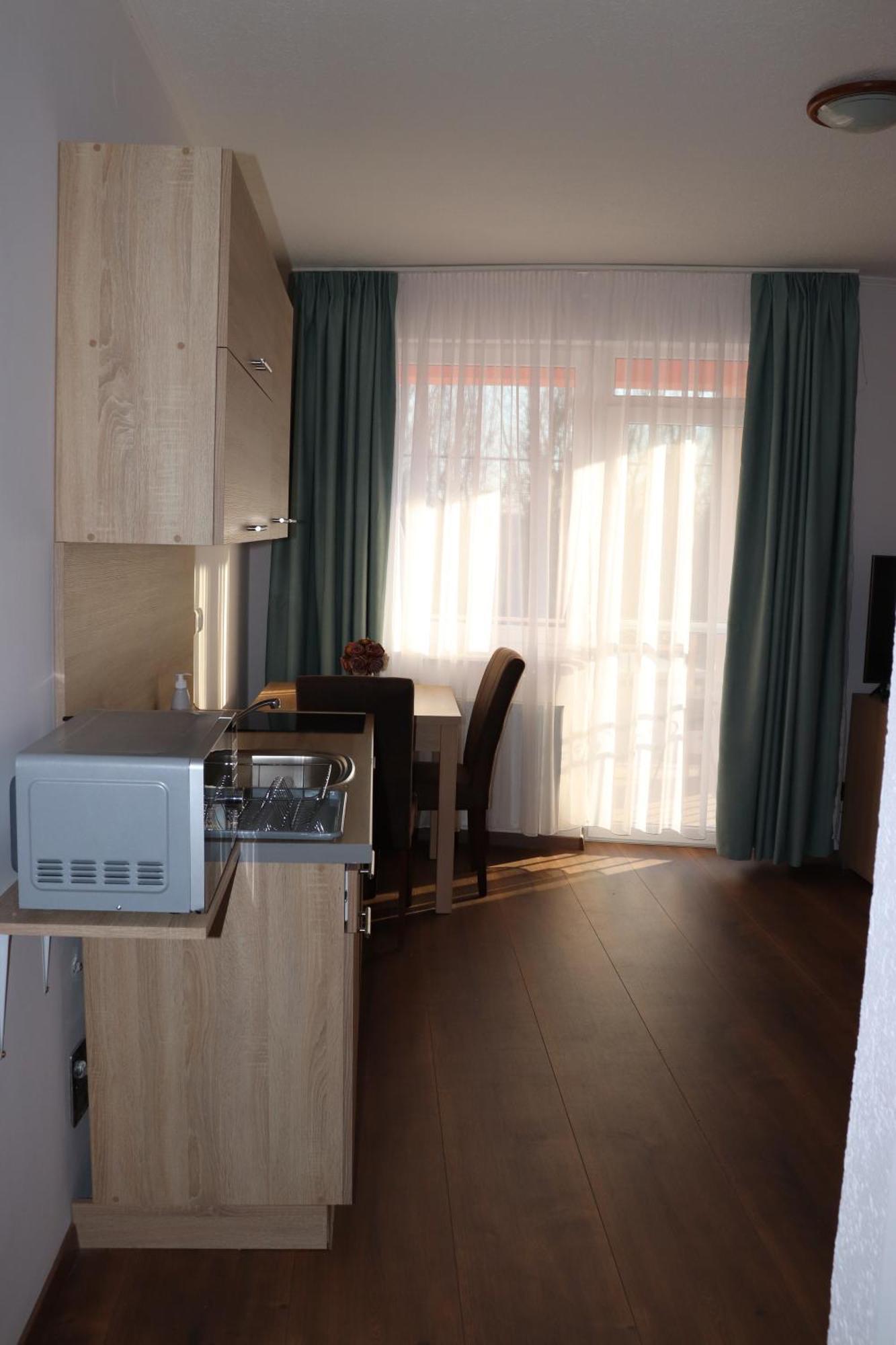 Liget Apartmanhaz Kehidakustány Εξωτερικό φωτογραφία